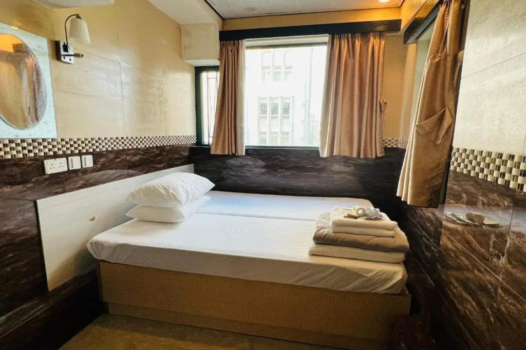 168 Youth Hostel