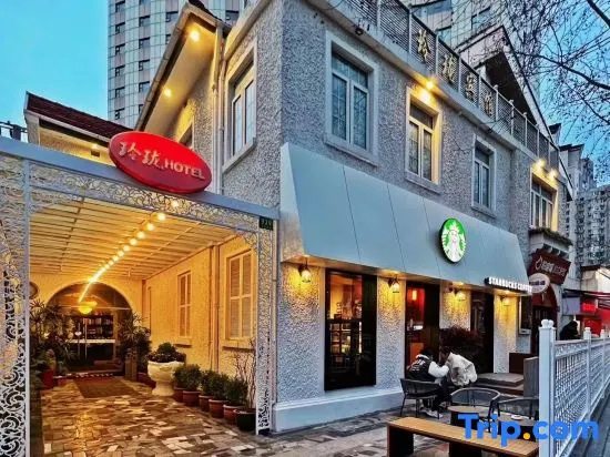Ling Long Hotel