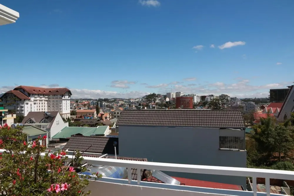 Dang Uyen Hotel - Chambres