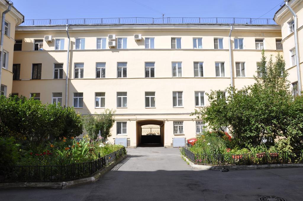 антракт отель спб декабристов 19. декабристов 22 пермь. львиный мостик в санкт-петербурге отель. офицерская улица санкт-петербург. декабристов 19.