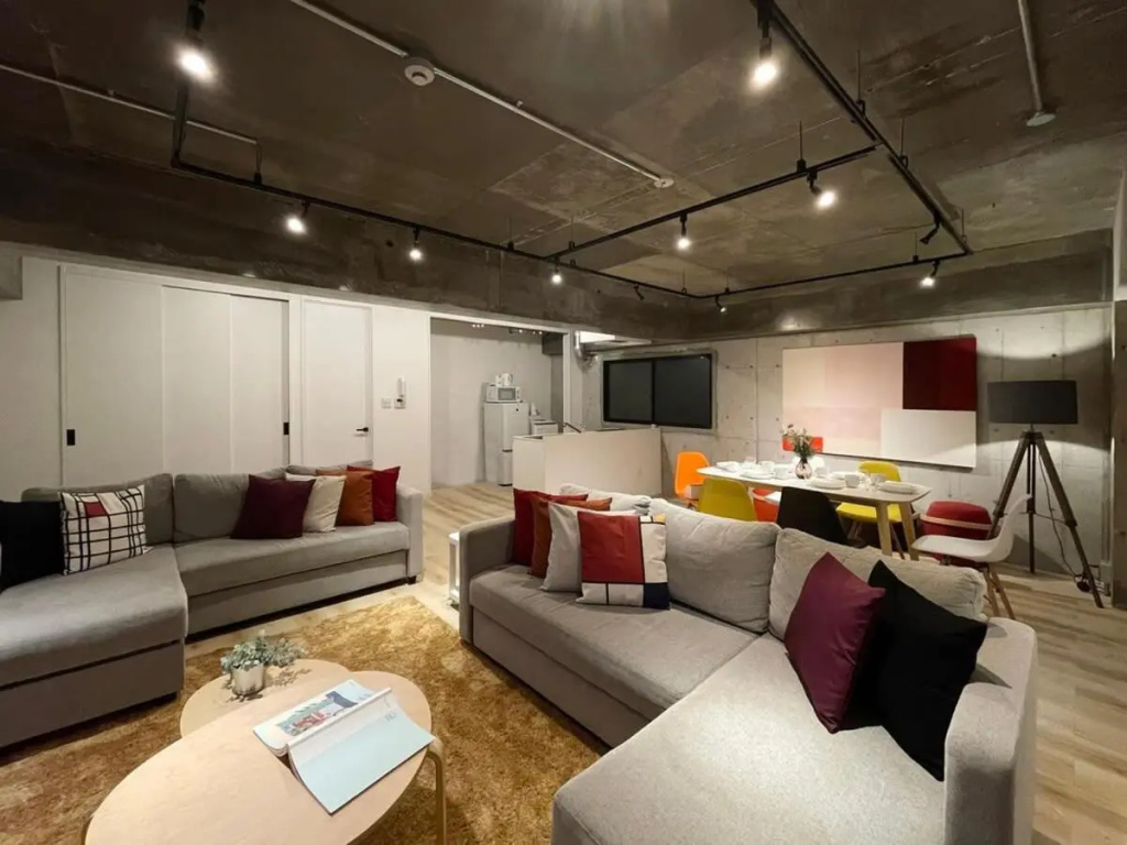 2BR Modern Apartment next to Peace Park 10 Ppl