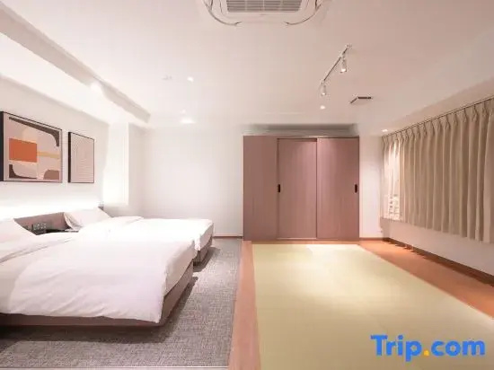 Standard Double Duplex room (twin beds)