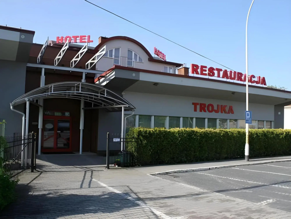 Hotel Trojka