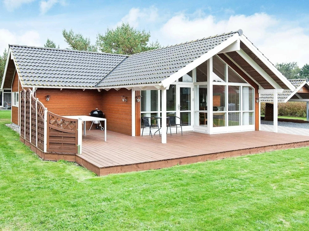 6 Person Holiday Home in Rodby
