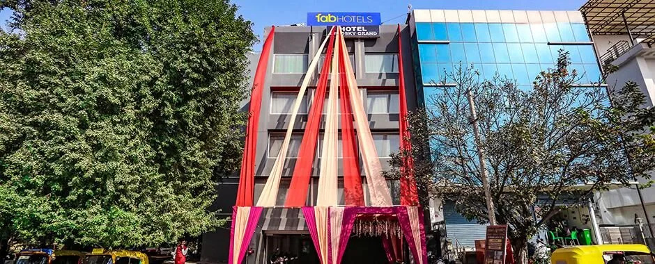 FabHotel Aerosky Grand