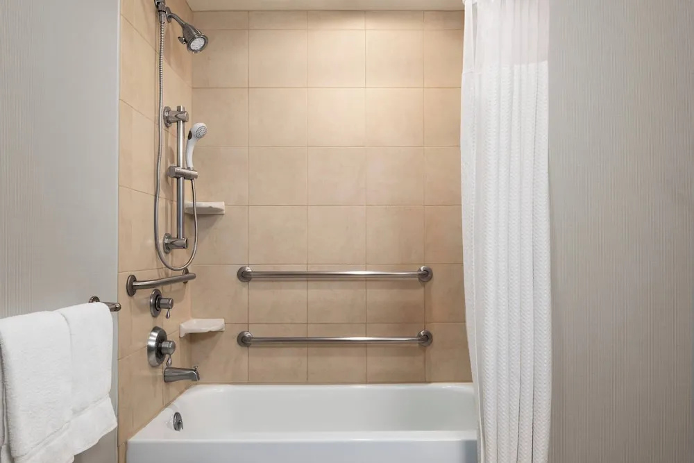 Courtyard by Marriott Madison West Middleton - Chambres