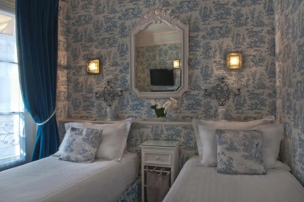 Hotel de La Motte Picquet 49