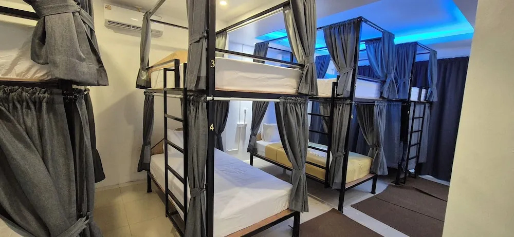 Hotel The Journey Patong New - Chambres