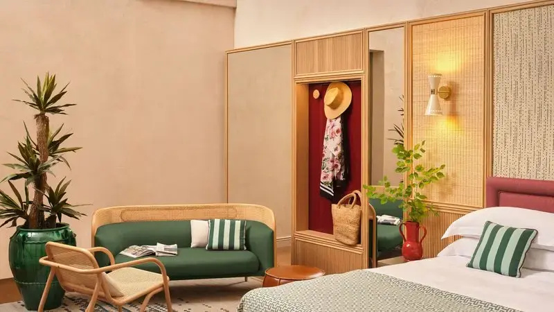 Deluxe room with city view