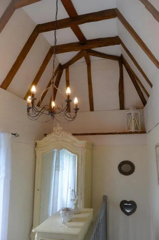 17th C French Pigeonaire - magical romantic couples retreat