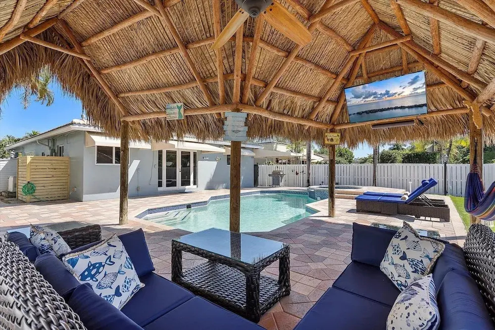 Blue Wave Retreat At Hollywood Beach 3 Bedroom Home
