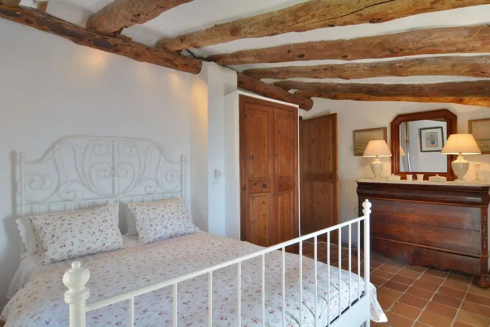 3 Bedrooms Double Cottage