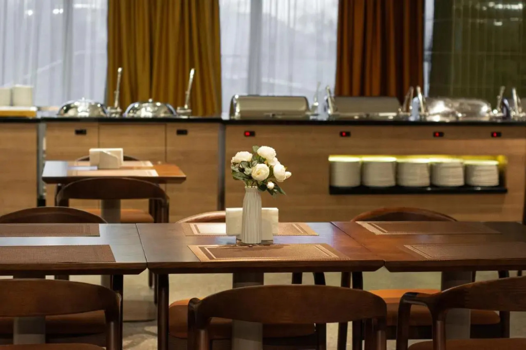 Almaty Hotel	 - Général