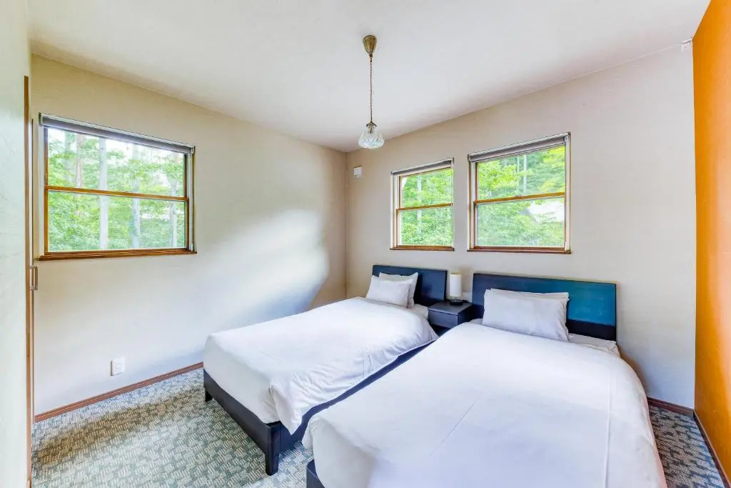 2 Bedrooms Cottage
