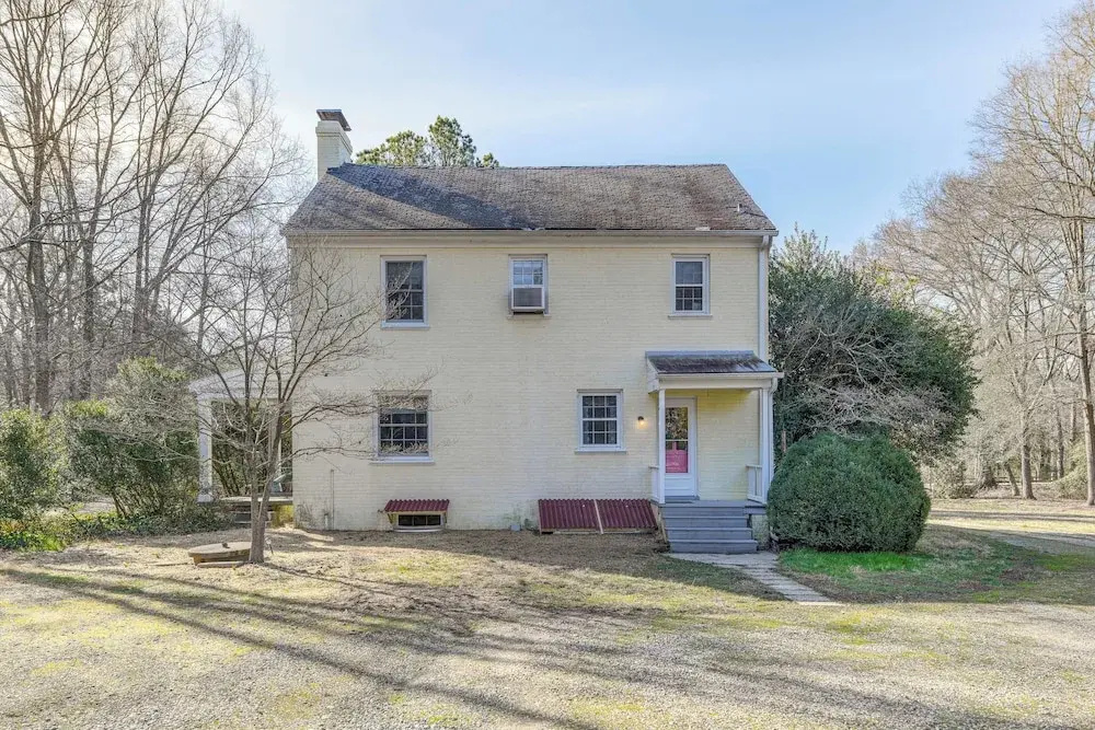 Historic Glen Allen Home ~ 11 Mi to Richmond!
