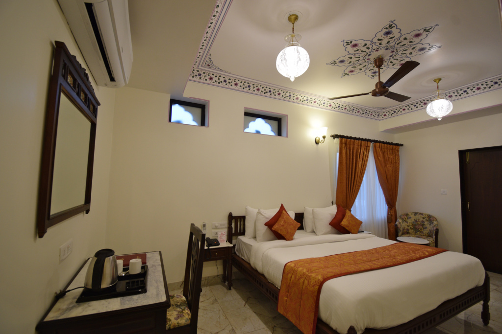 Umaid Residency - A Regal Heritage Home image 4