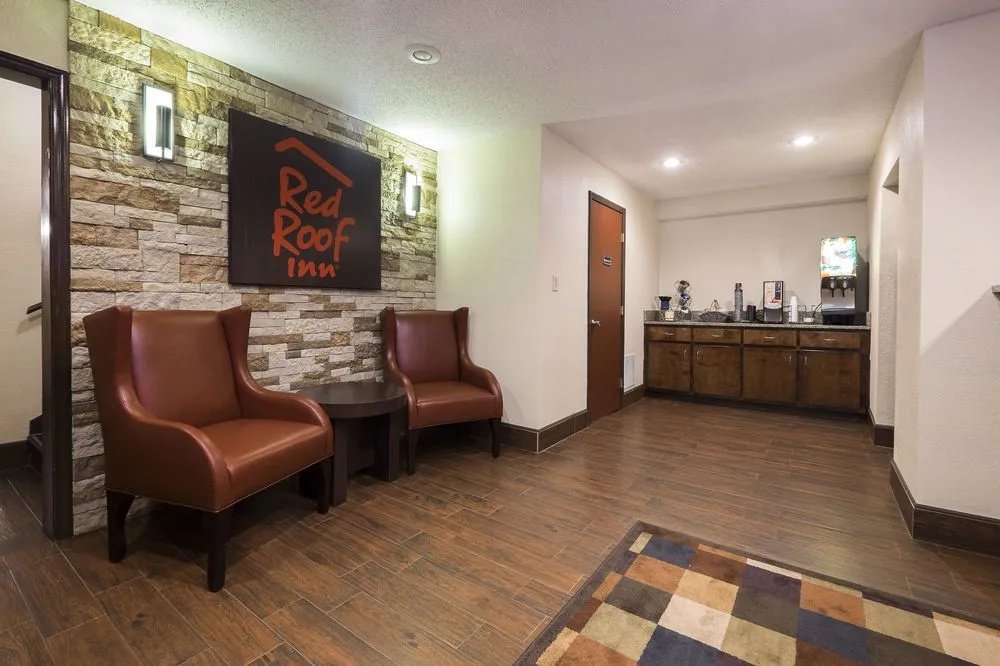 Rodeway Inn — 2
