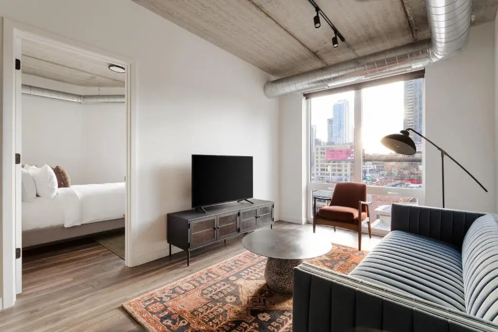 2 Bedrooms Suite