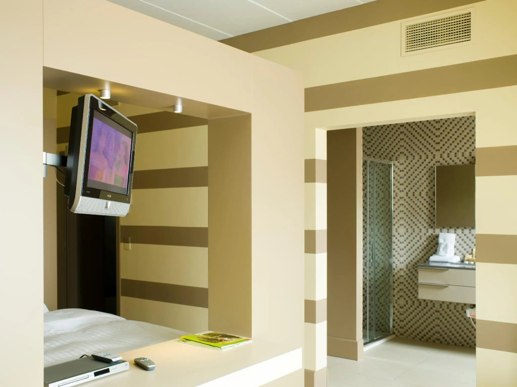 Superior Double room (full double bed)