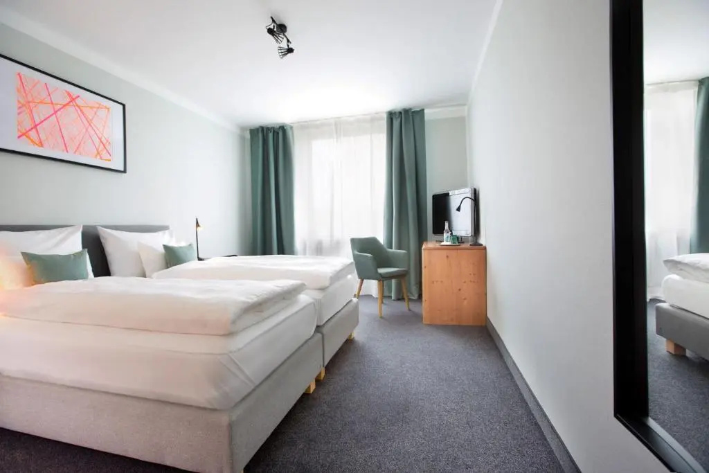 Standard Double room (full double bed)