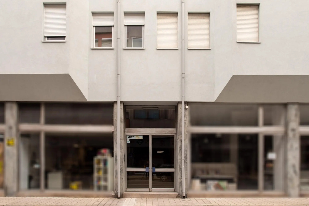 Alegria City Center With Elevator by Vacationy