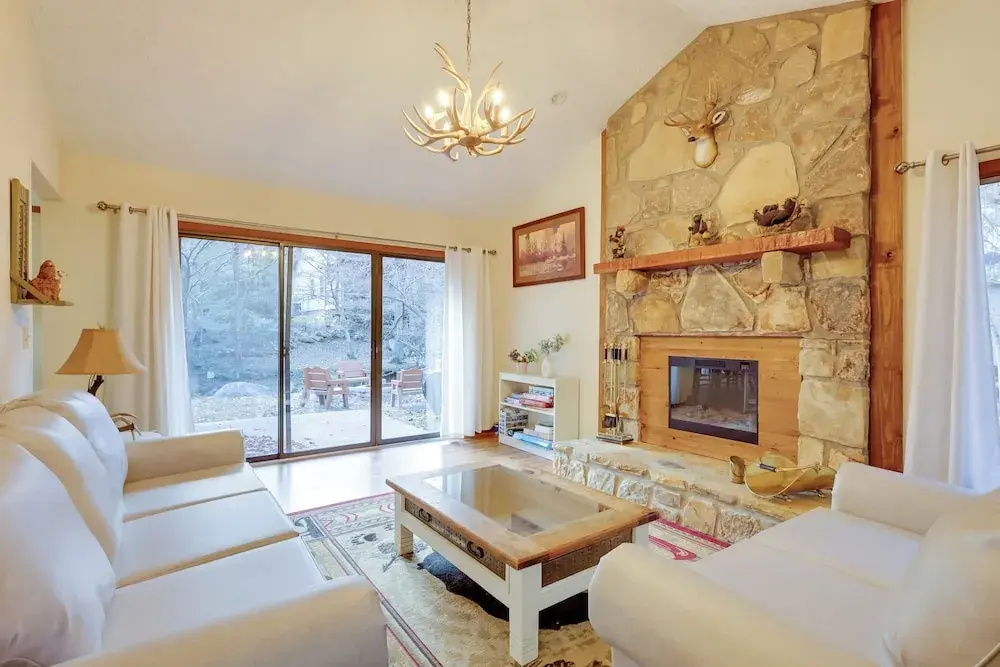 Hot Tub + Fire Pit: Creekside Gatlinburg Getaway!