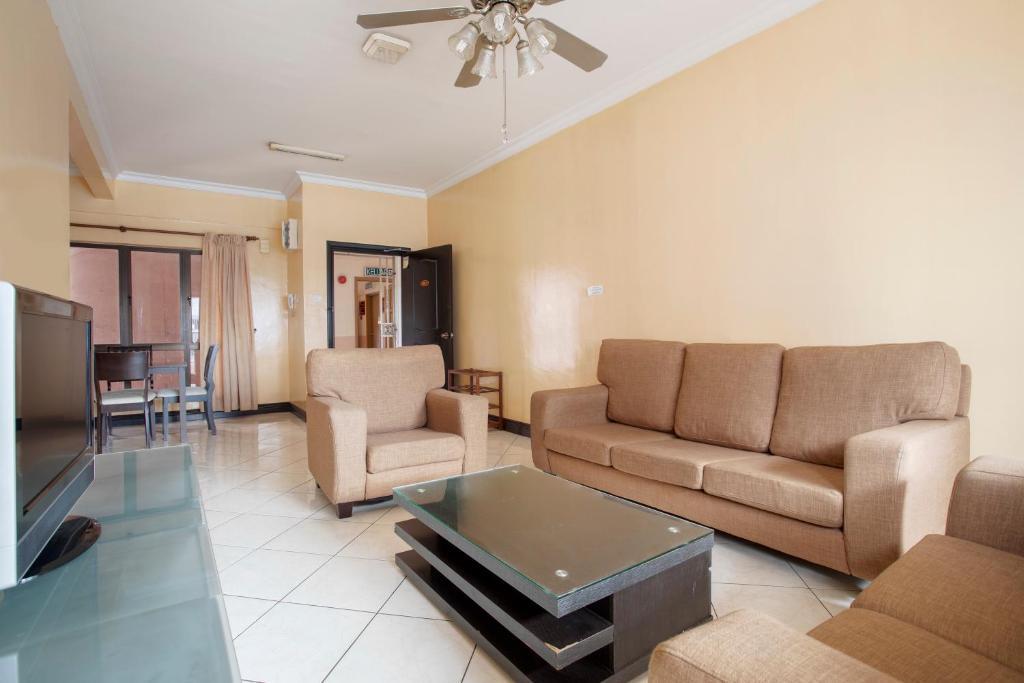 Marina Vacation Condos @ Marina Court Resort Condominium