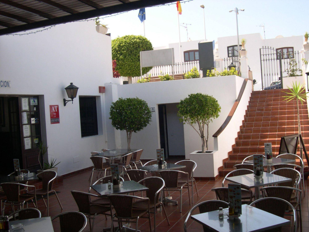 Apartamentos Rosamar