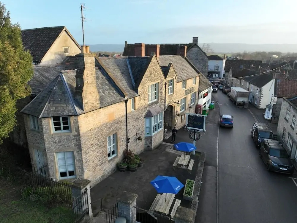 The George Inn