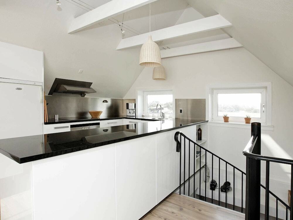 Отель Beautiful Apartment in Hemmet With Roofed Terrace в Хеммете