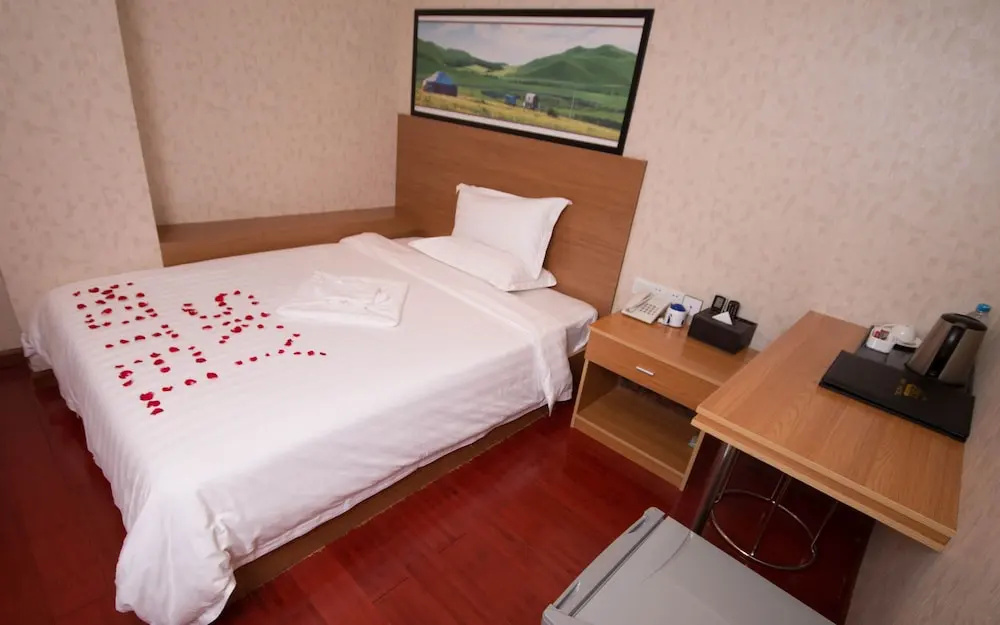 Sky Hotel - Chambres