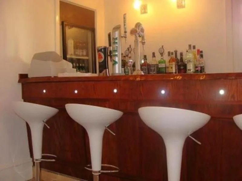Azure Beach Hotel - Général