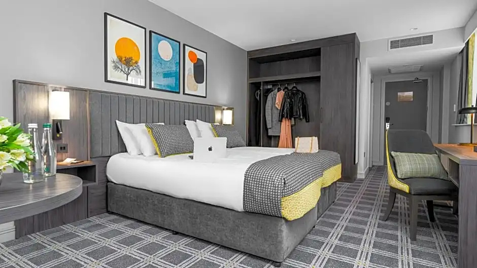 The Plaza Hotel - Chambres
