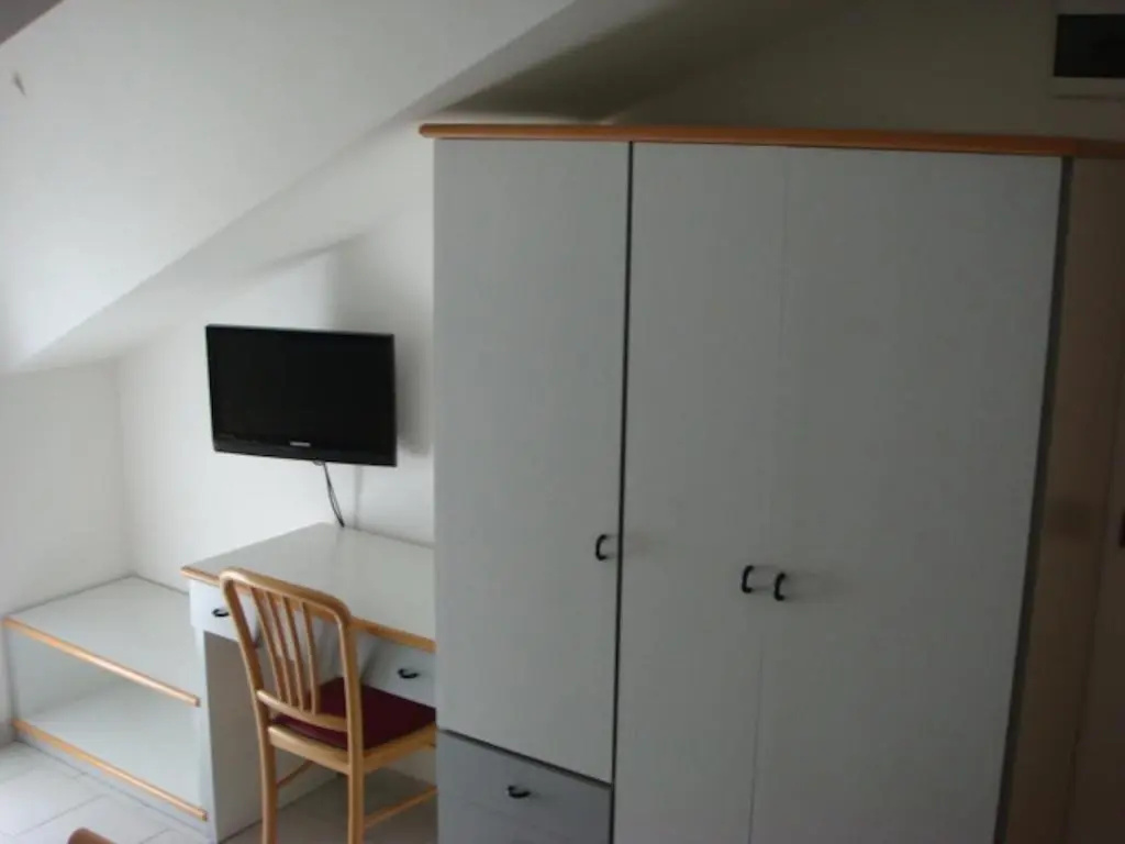 Standard Double Attic room (full double bed)