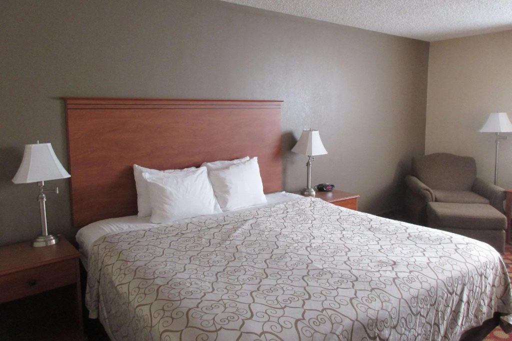 Standard Double room (full double bed)