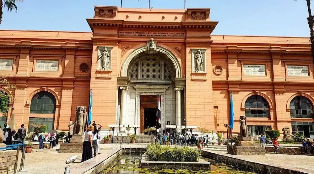Golden Season Hotel