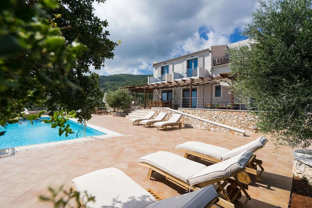 5 Bedrooms Villa in Skinaria, With Wonderful sea View, Private Pool an