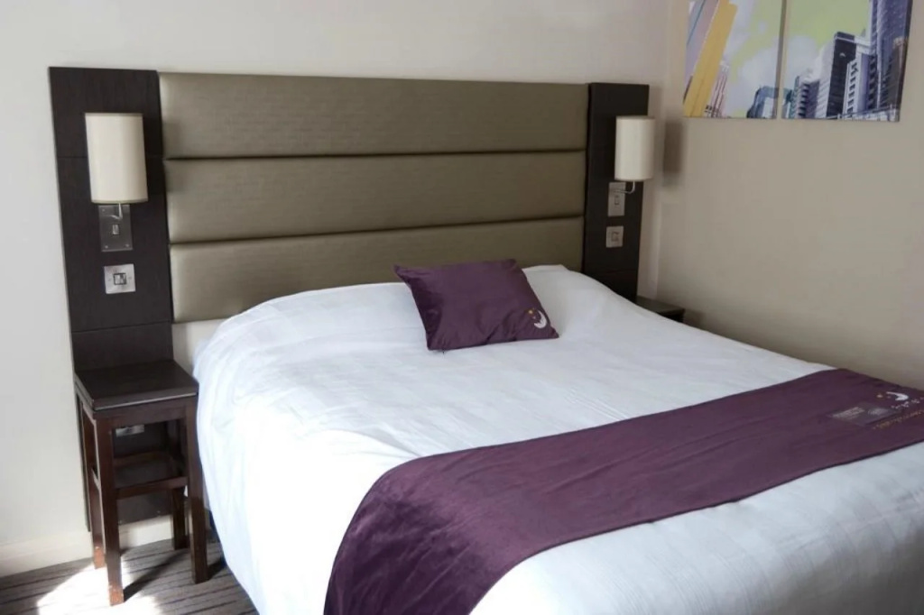 Premier Inn London Romford West — фото