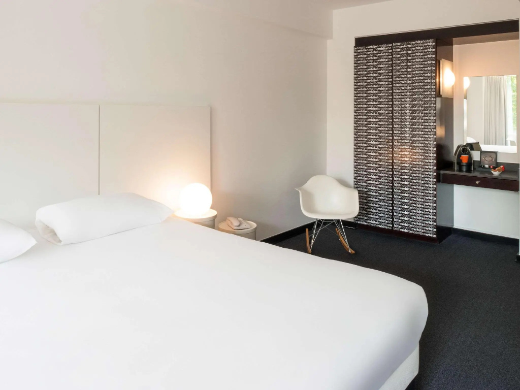 Superior Double room (full double bed)