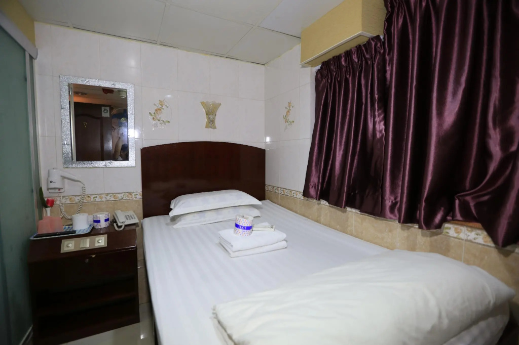Economy Double room (full double bed)