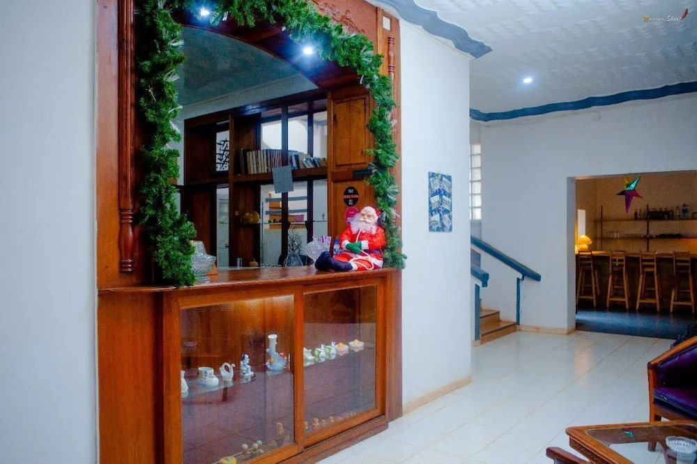 Lotus Hotel Diego — фото 2