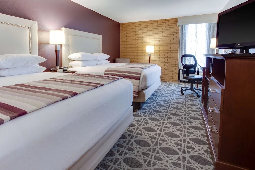 Drury Inn & Suites Louisville East - Chambres