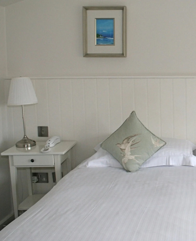 Classic Single room (single bed)