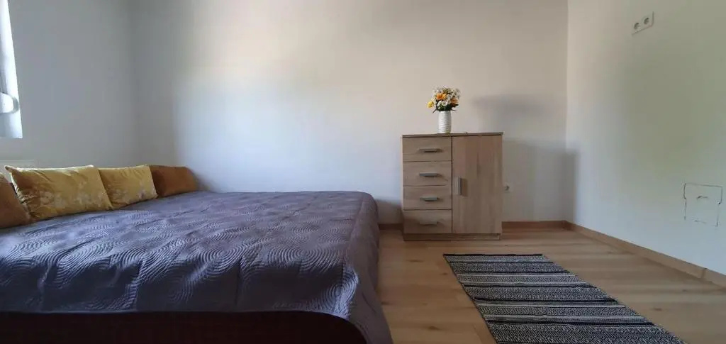 Palko's Three-Bedroom Apartment I.