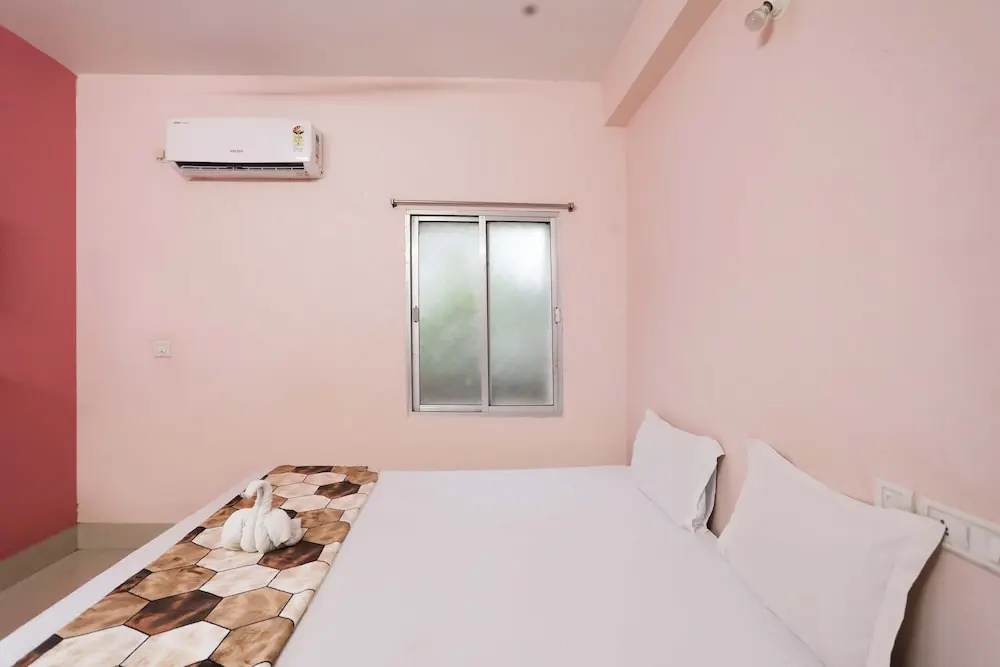 Hotel Shivangi Eco TripandTrip