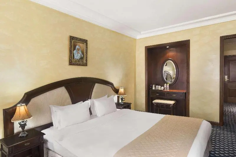 Standard Double room (full double bed)