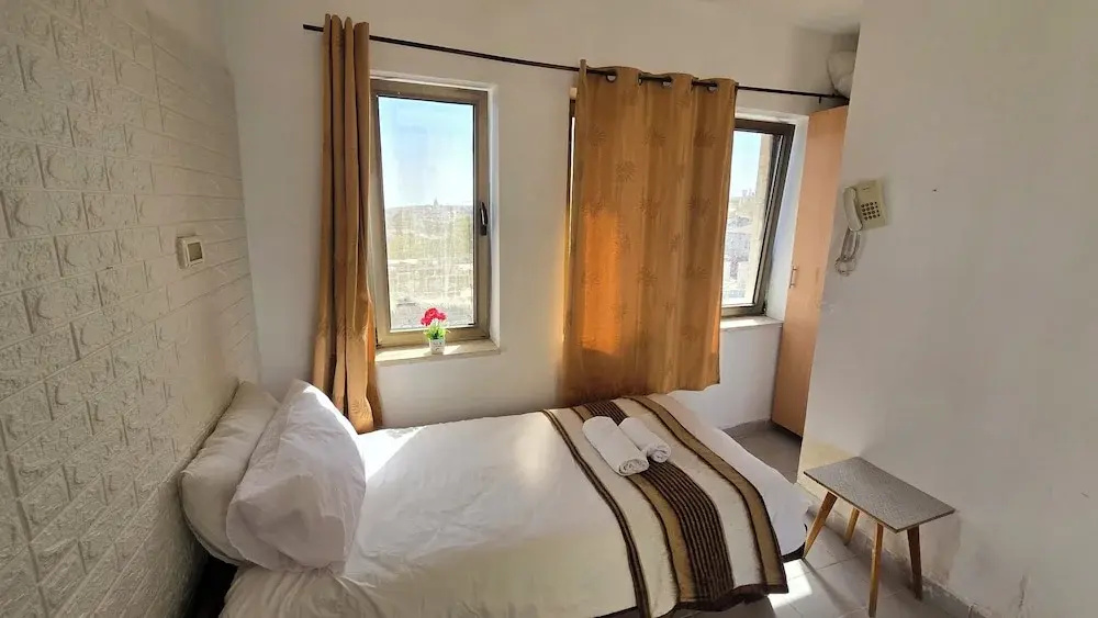 Standard Single room (single bed)