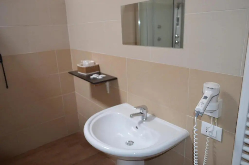 Standard Double room (full double bed)
