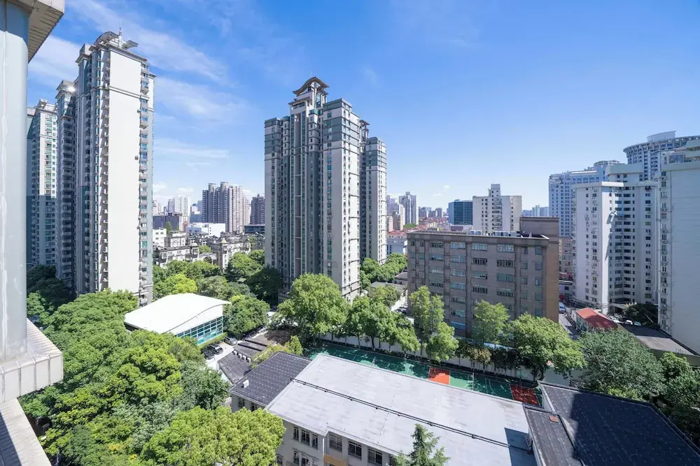 Tyms Elegant 2BR 1BA Apt Walk to Malls