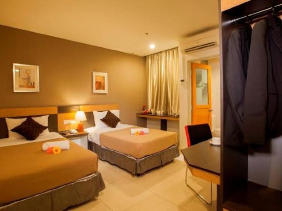 Leo Express Hotel